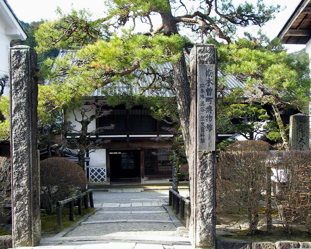 南木曽町博物館の外観